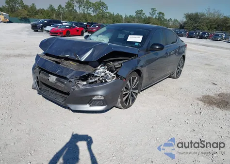 2020 Nissan Altima Sr Fwd z USA, uszkodzony, nr VIN 1N4BL4CV1LC121255